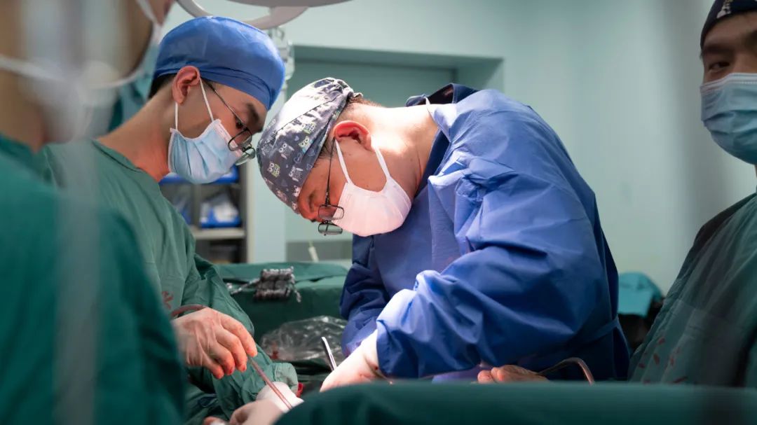 15斤！面对这个重量，从医二十年的医生都惊呆了