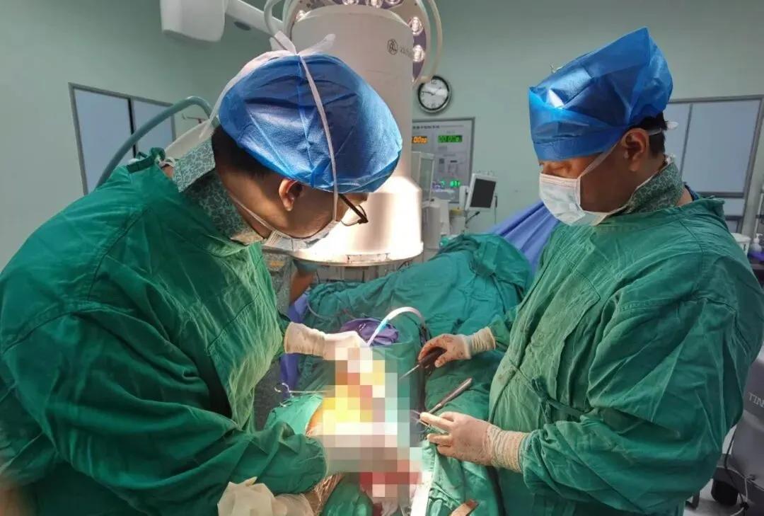 河南省人民医院完成河南省首例「天玑」机器人引导下骨折手术