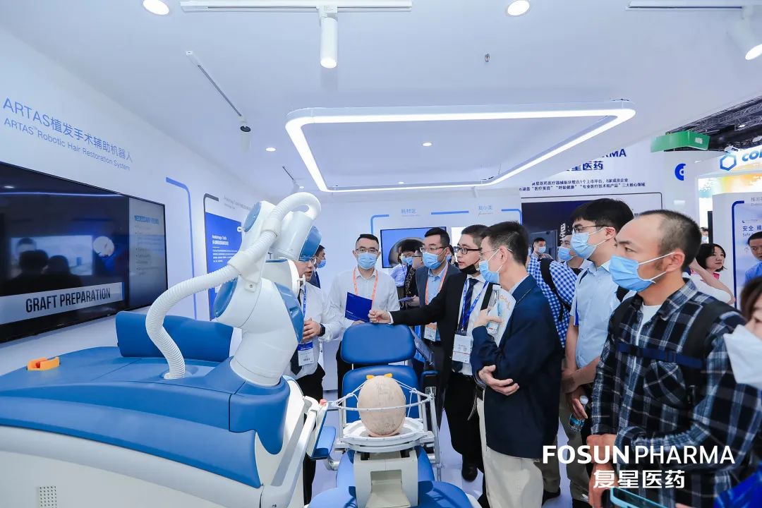 复星医药医疗器械产品全新亮相 CMEF，全方位布局中国医疗技术和服务市场