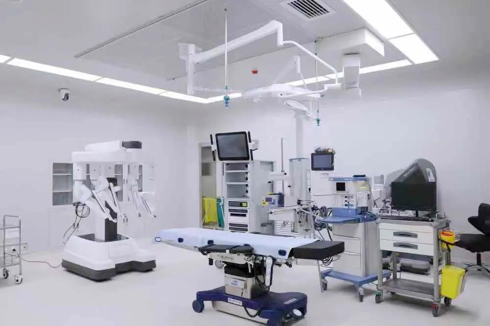 贵黔国际总医院成功为4个月婴儿开展达芬奇机器人手术