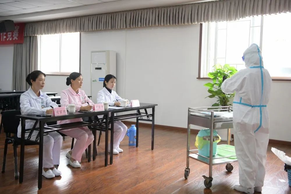 成都市新津区人民医院「三乙」创建进行时 同时开展护理技能操作竞赛、质控会议等多个活动