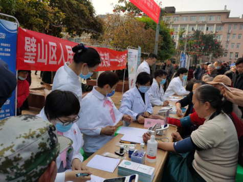 重庆市璧山区人民医院肾病内科举行世界肾脏病日义诊活动