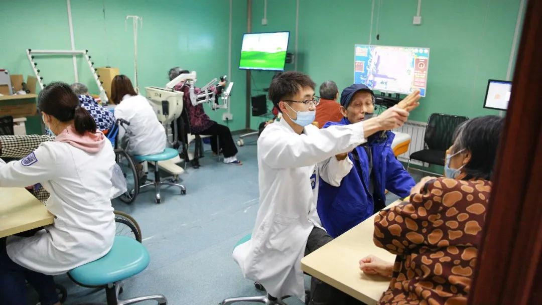 号外，南京江北医院康复科搬新址了