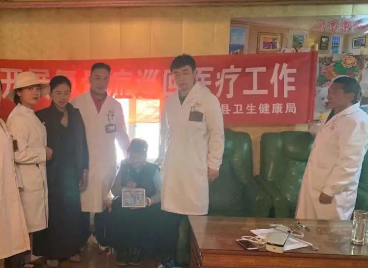 宜宾市第二人民医院心系藏族同胞 送医送药到家