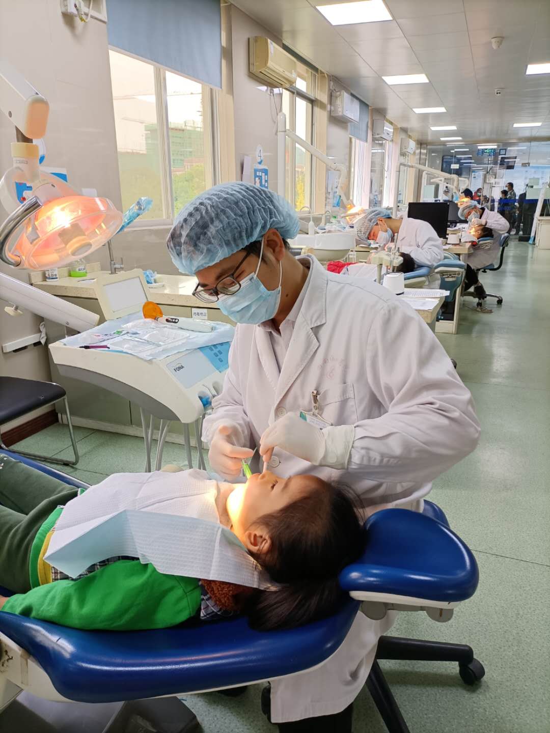 关爱儿童口腔健康  自治区南溪山医院开展适龄儿童窝沟封闭项目