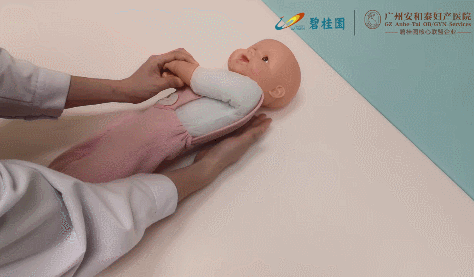 广州安和泰妇产医院：医生护士教你做早教 2-6 月龄婴儿被动操