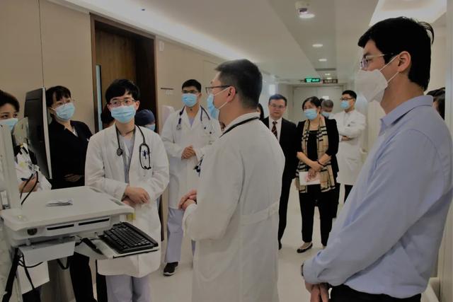 青岛大学医学部考察上海德达医院，探索专科临床医学人才教学合作