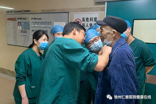 高龄老人车祸重伤三进 ICU，徐州仁慈医院完成「生命的接力」