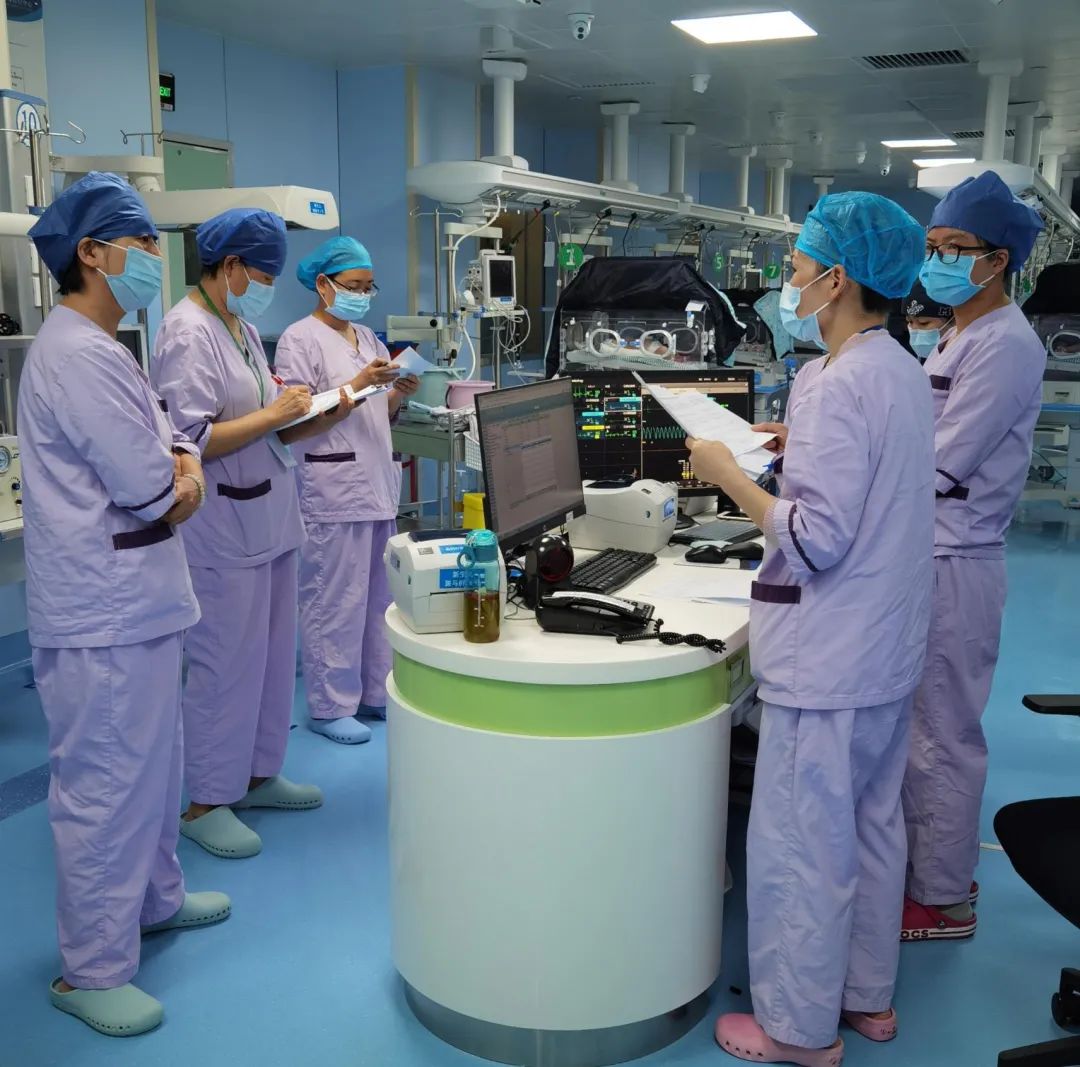 深圳市萨米医疗中心成功救治胎粪吸入综合征新生儿