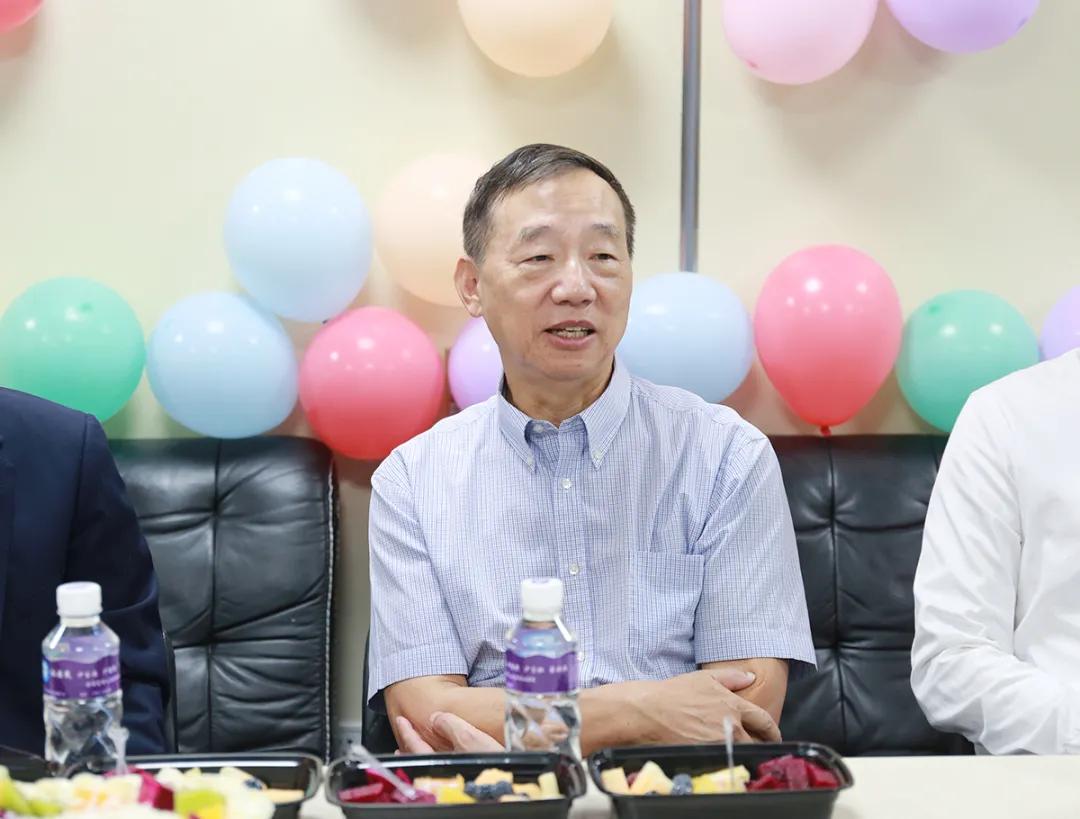 110 例手术,罗湖医院集团和达芬奇手术机器人「合作」愉快