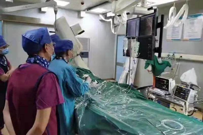 阜阳市妇女儿童医院成功实施医院首例无导线胶囊起搏器植入术