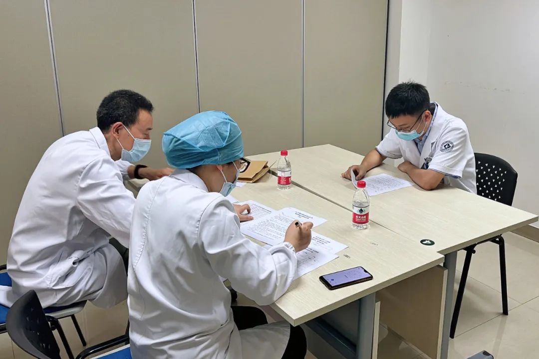 杭州市萧山区第一人民医院 2021 年度住培医师技能比武大赛顺利举行