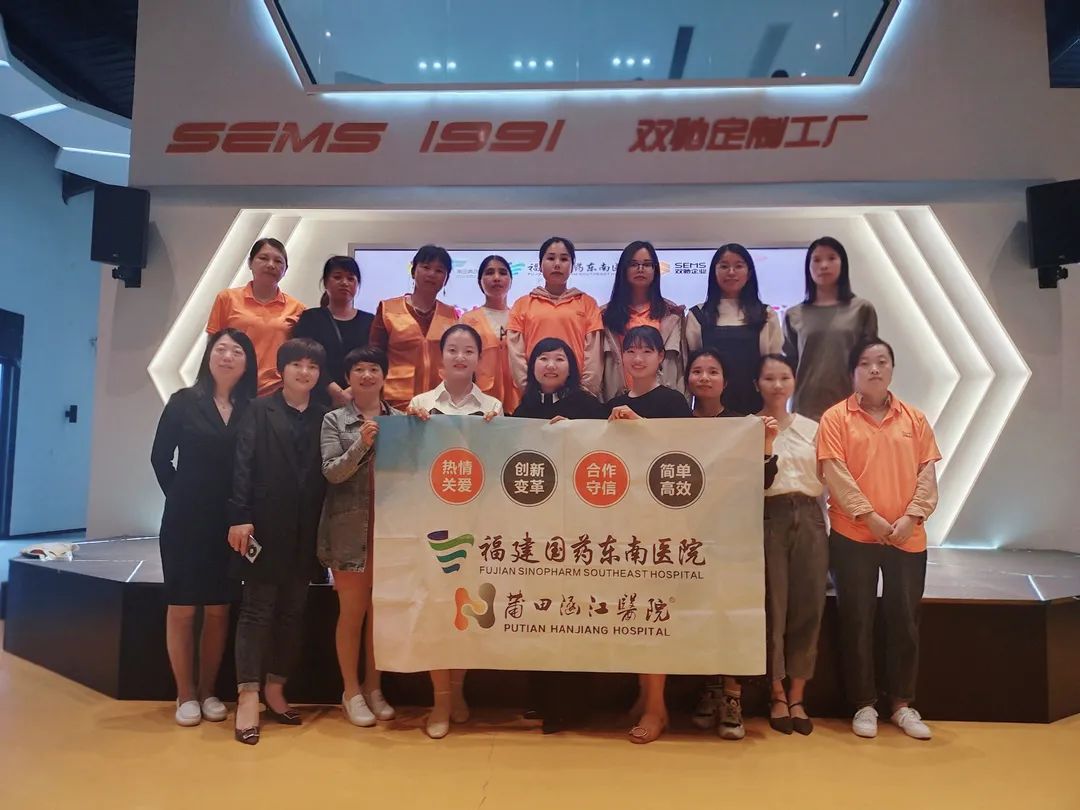 受患者欢迎的女医生：健康美丽，她比患者想得更周到