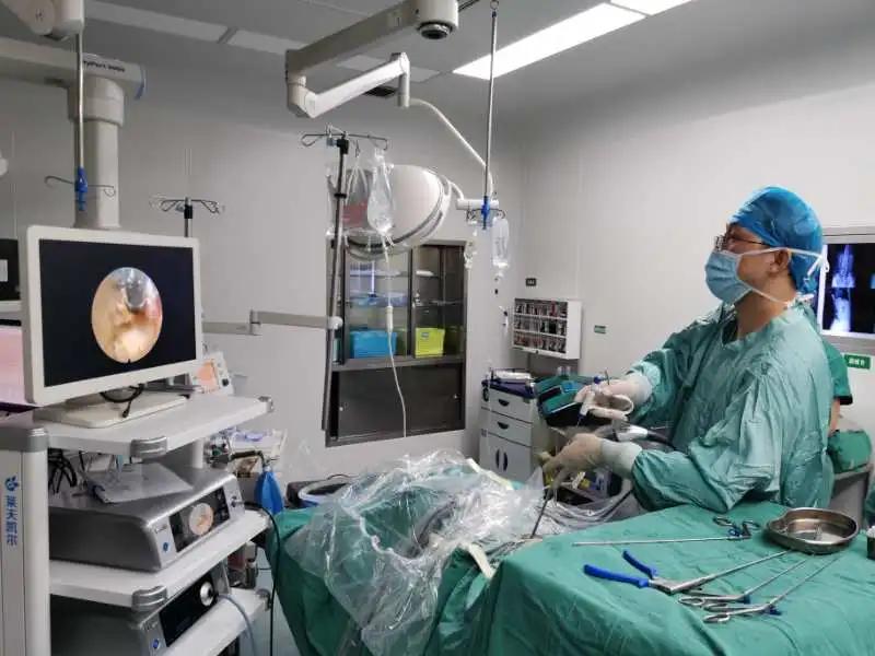 岳池县人民医院顺利开展首例椎间孔镜手术