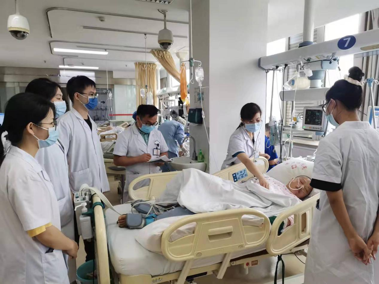 南昌大学第二附属医院神经内科成功救治一例重症抗 NMDA 受体脑炎患者