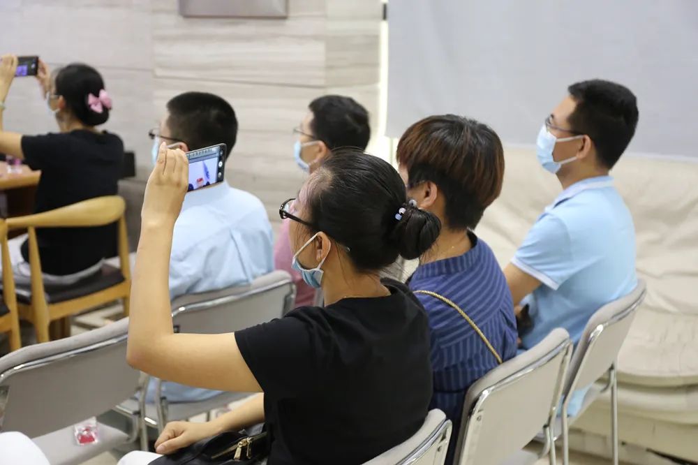 深圳市罗湖区人民医院举办「百年初心·我讲入党故事」短视频大赛