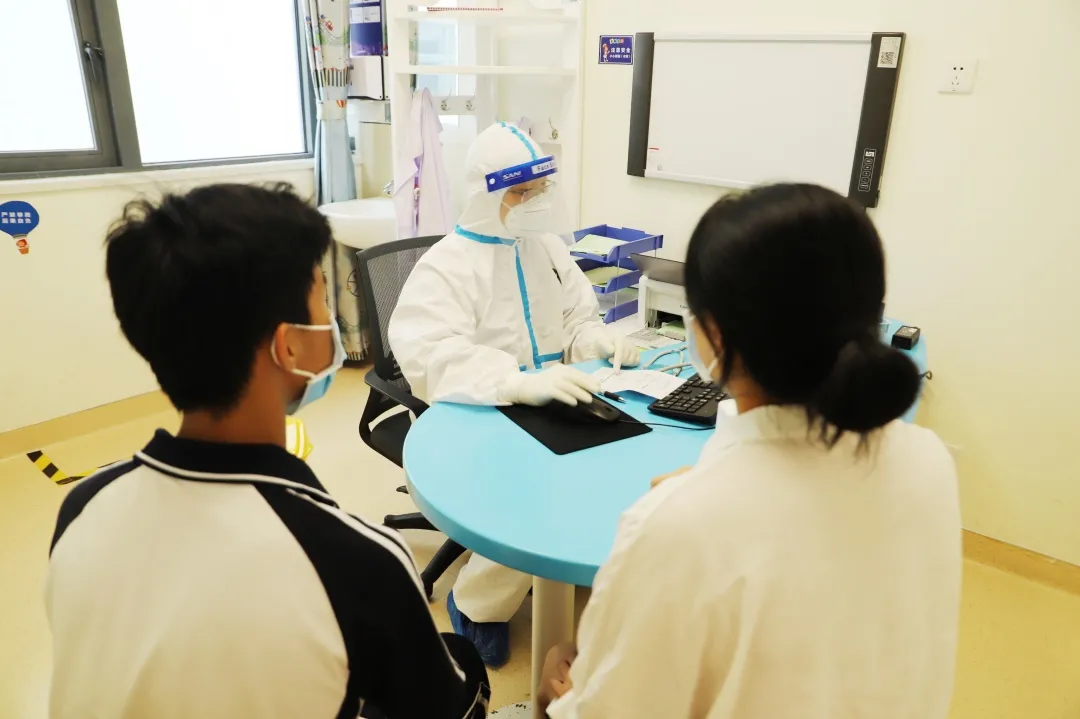 前海人寿广州总医院儿科门诊成功开展疑似新冠病毒感染患者应急处置演练