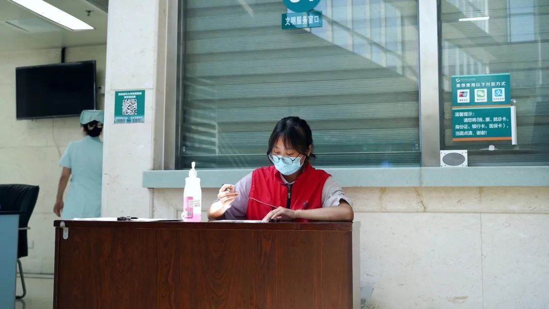 西南医科大学附属医院：请党放心，战疫有我