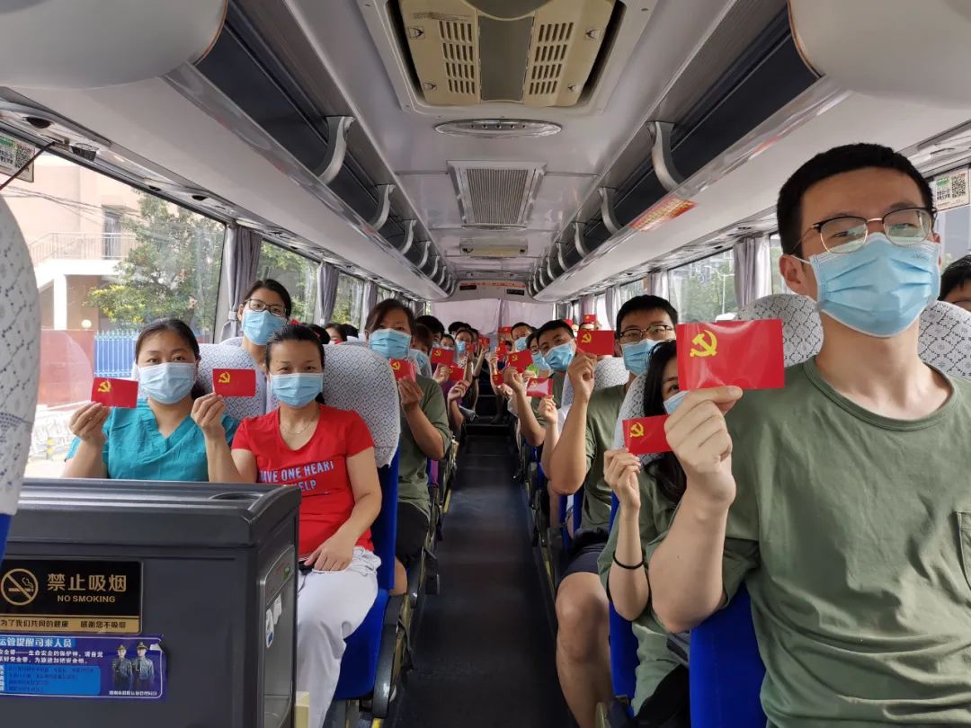 郑州大学第三附属医院：筑牢疫情防线 彰显红色力量