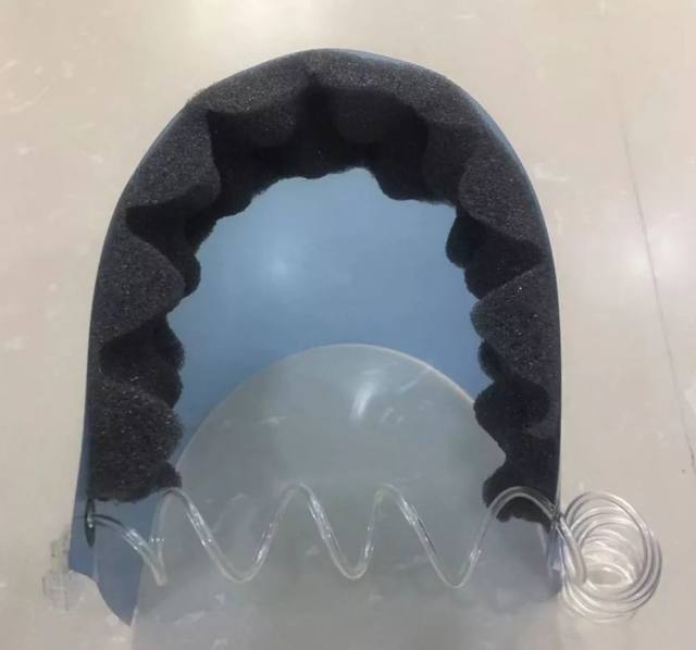 就地取材! 广西民族医院放射科工作人员自制简易防护面罩减轻防护用品压力