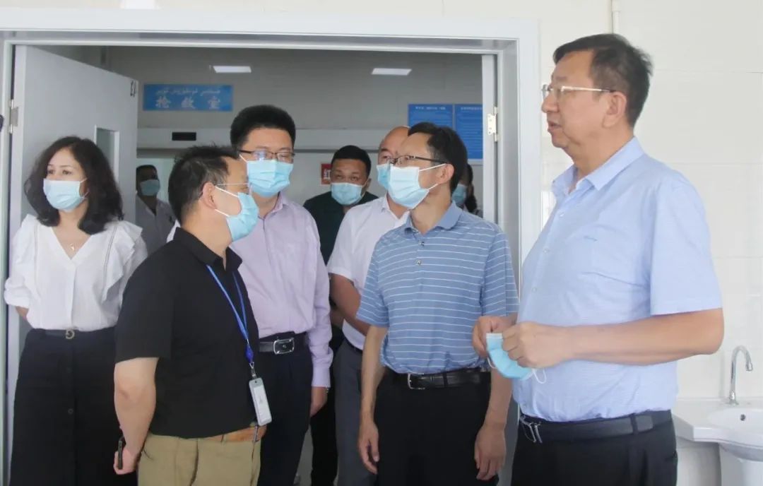 携手共进 同谋发展—喀什地区第一人民医院赴阿克苏地区第一人民医院、第二人民医院推动区域医疗中心建设