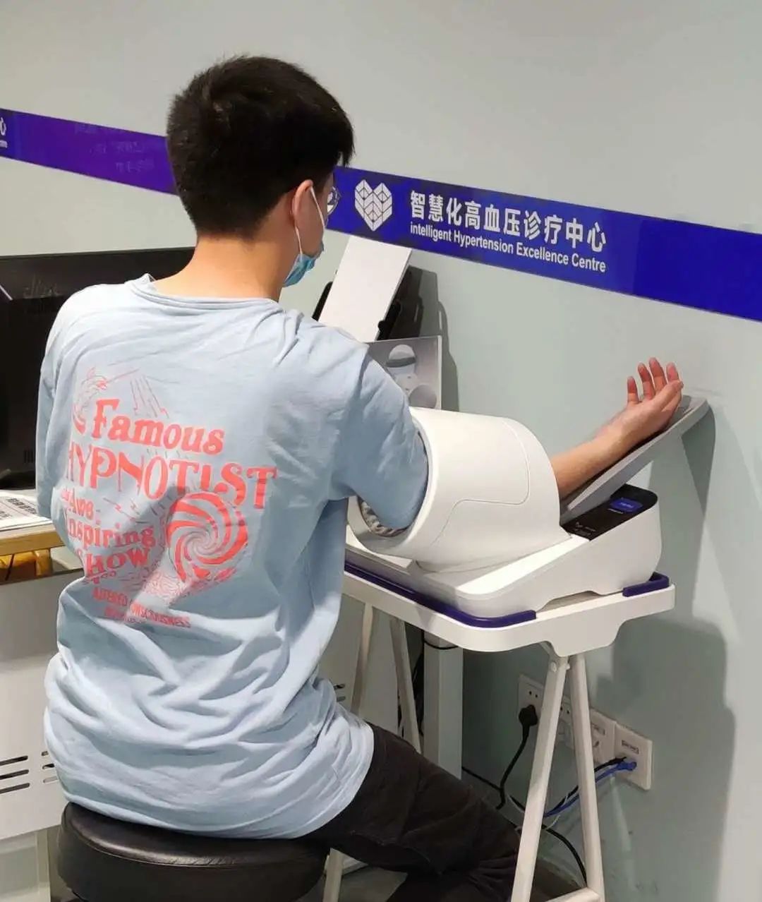 上海市同仁医院：35 岁不到血压已超标，「医生，我该怎么办？」