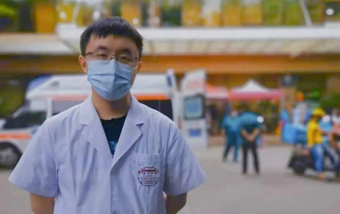 致敬医师节│热爱可抵岁月漫长，你好，我们是医二代