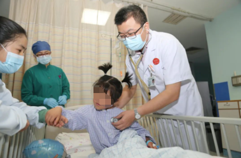 首批甘肃「小天使」，在武汉亚洲心脏病医院顺利手术