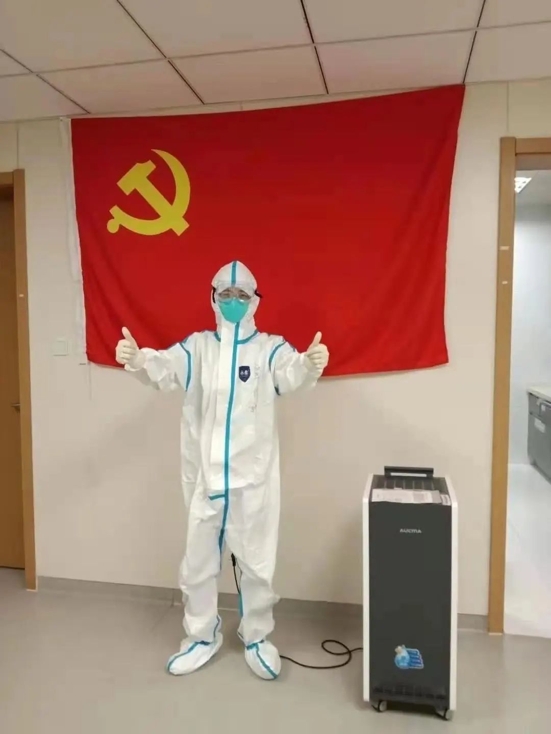 悄悄翻开南京江北医院支援「小汤山」医疗队员的笔记,看看里面都写了啥?