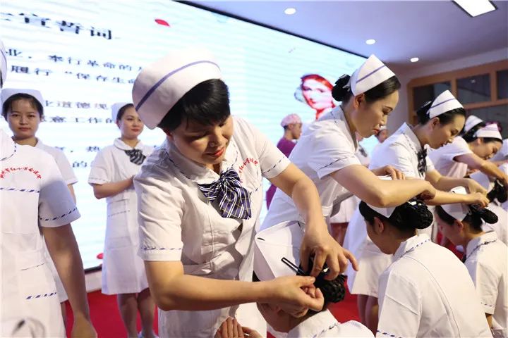 柳州市红十字会医院：最美的鲜花，送给最美的「TA」