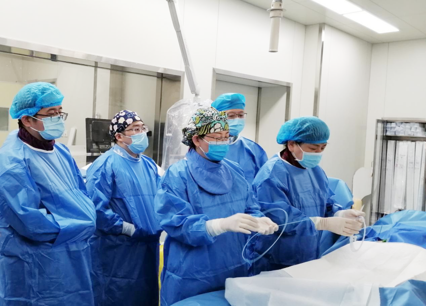 西安交通大学第一附属医院：  两科联动成功实施国内首例「一站式血管治疗」手术