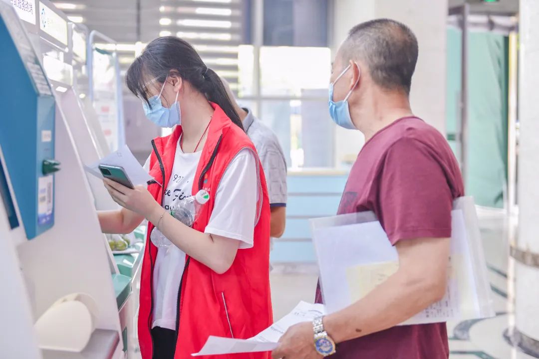 西南医科大学附属医院：请党放心，战疫有我