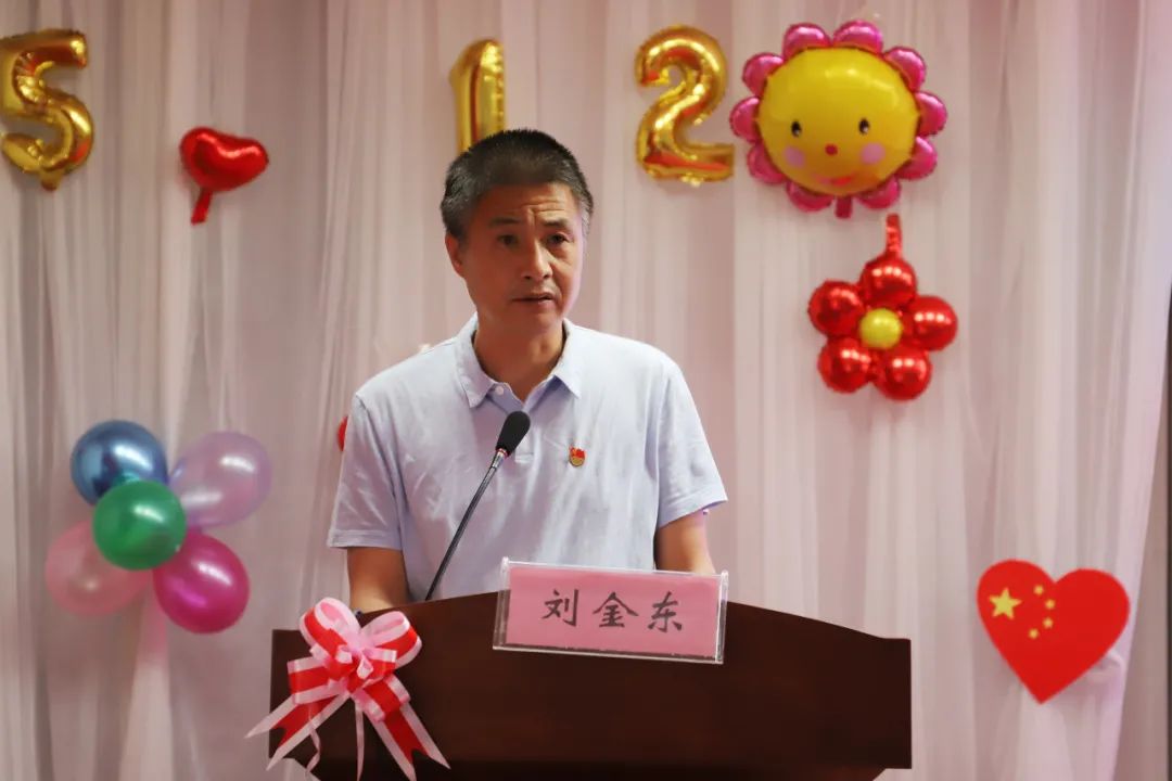 玉田县中医医院召开 5.12 护士节表彰会议