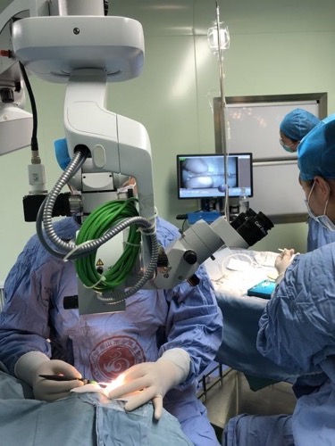 乐山市中医医院邹浩东主任荣获 ICL 官方认证医师