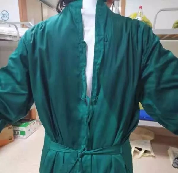 和平方舟上的「和谐使者」，首批冲锋在抗疫一线的白衣战士