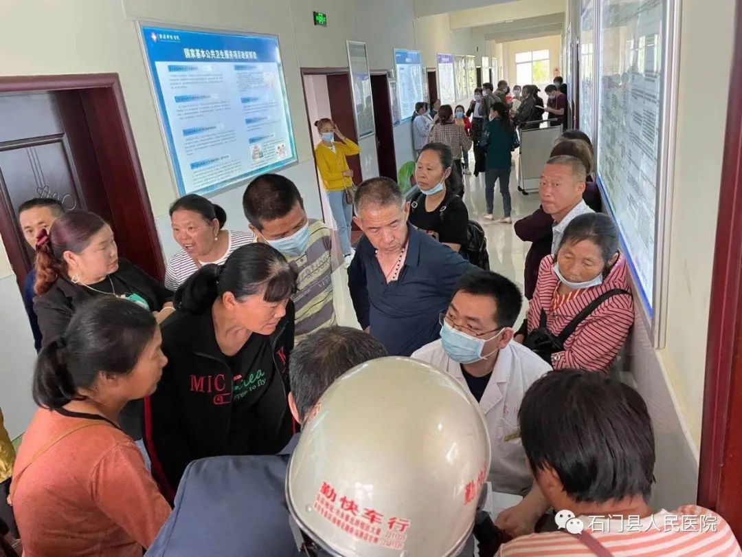 石门县人民医院的他们，在新冠病毒疫苗接种一线