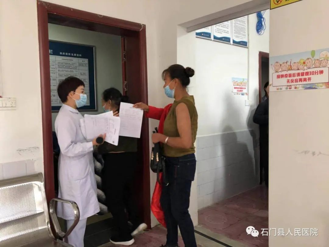 石门县人民医院的他们，在新冠病毒疫苗接种一线