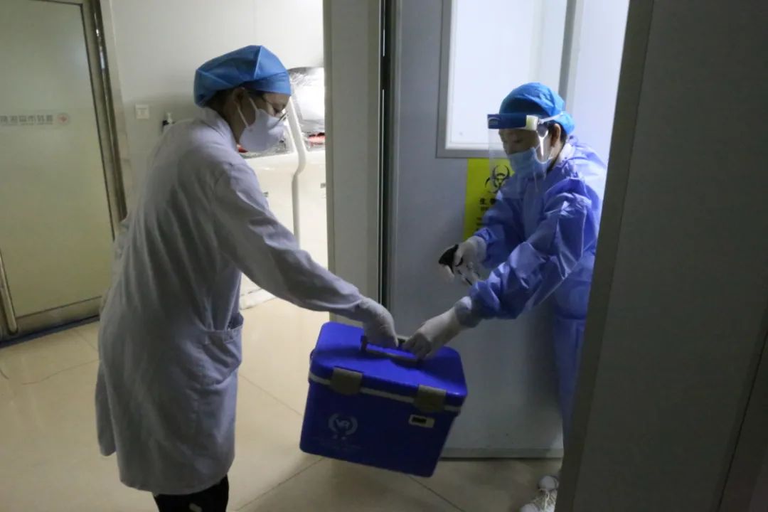登封市人民医院:核酸检测,他们是幕后英雄