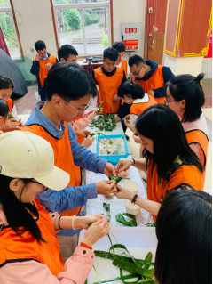 华西广安医院与广安电信携手开展青年员工联谊活动