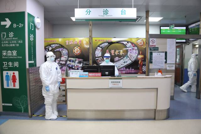 亚心医院恢复普通门诊：「重重防线」确保就诊安全