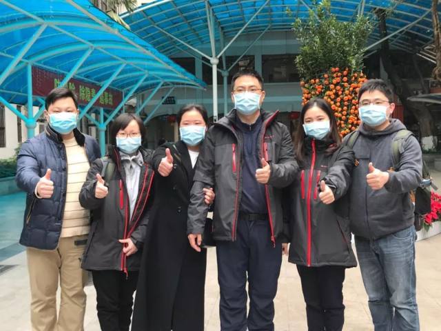 抵达武汉！深圳市人民医院 4 名医护人员驰援湖北！