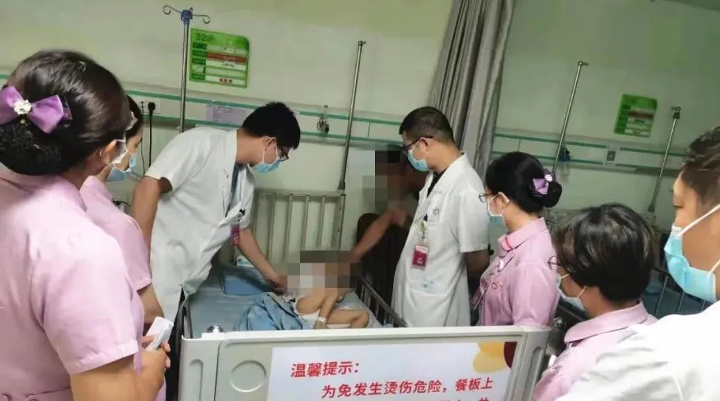 江门市妇幼保健院：医生关飞的几件小事