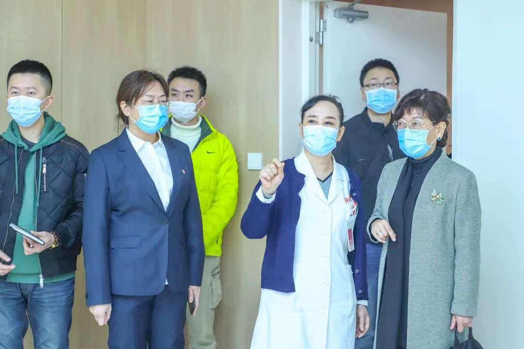 青海省中医院领导一行来西安高新医院参观交流