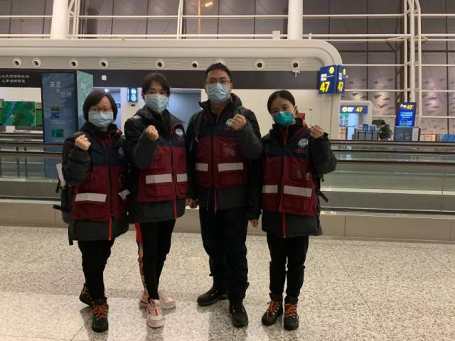 抵达武汉！深圳市人民医院 4 名医护人员驰援湖北！