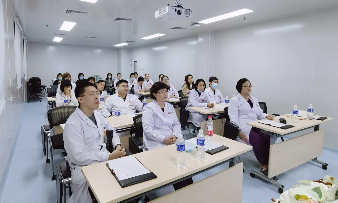北京博仁医院「儿童/成人淋巴瘤科交流会」，为血液病患者探索新希望