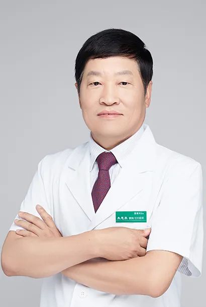 北京茗视光眼科技术顾问、首席专家朱思泉教授重阳话重瞳兼及白内障