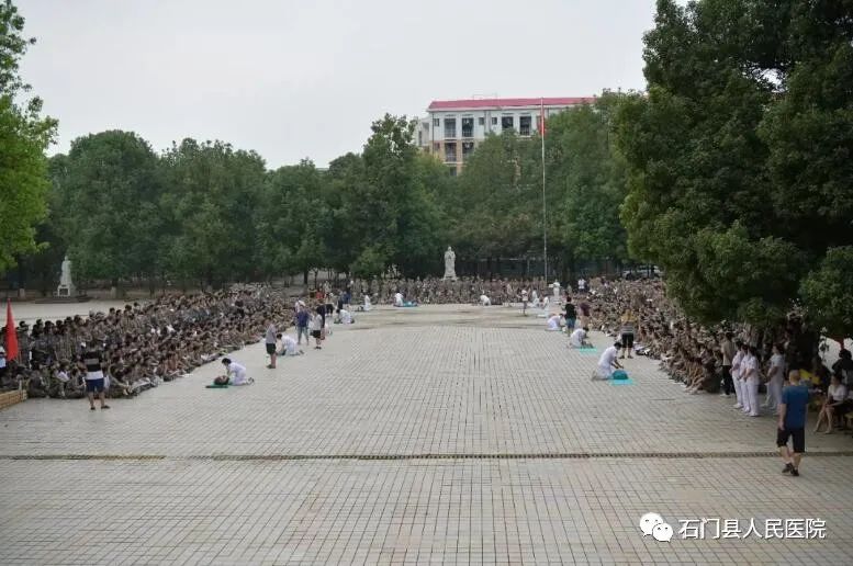 连续四年在石门一中开展的这场活动，场面依然还是这么火爆