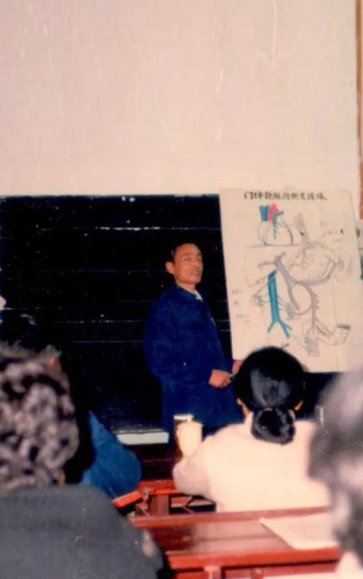 南京医科大学第二附属医院历经 70 年岁月流转，会留下怎样的痕迹？