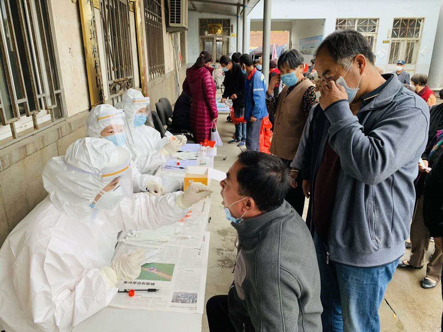 济南市二院白内障科护士长刘燕被评为市级最美护士