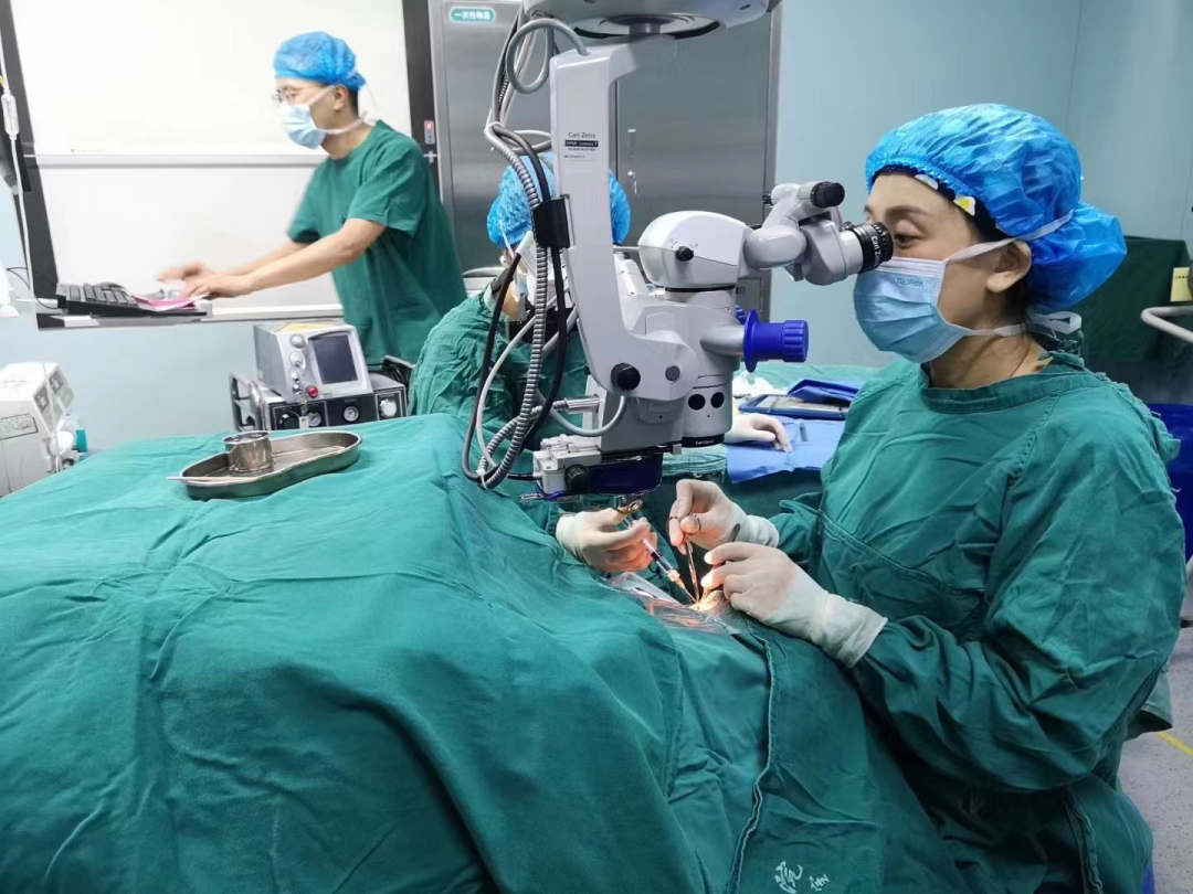 准妈妈突发视网膜脱离！绵阳市第三人民医院产科眼科携手完成光明与生命接力赛
